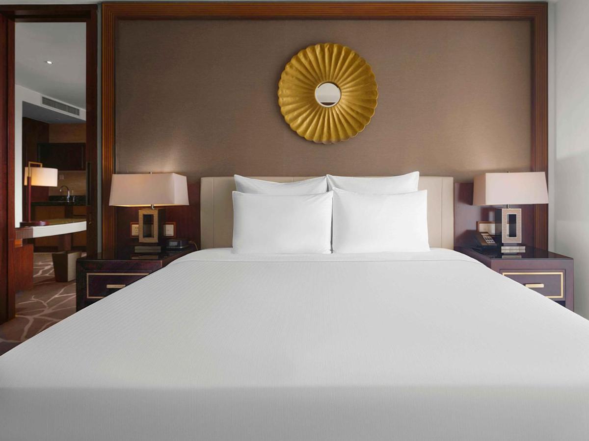 Pullman Haikou Haikou  Exterior photo